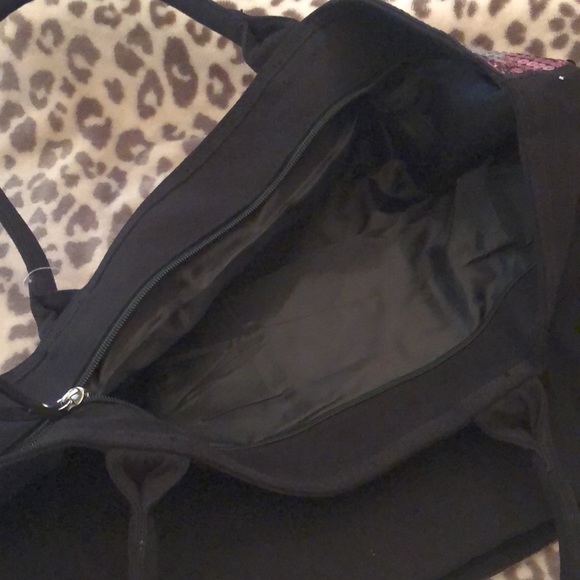 Victoria’s Secret Logo Sequin Stripe Weekender Duffle Travel Bag Pink Bling - Picture 10 of 16